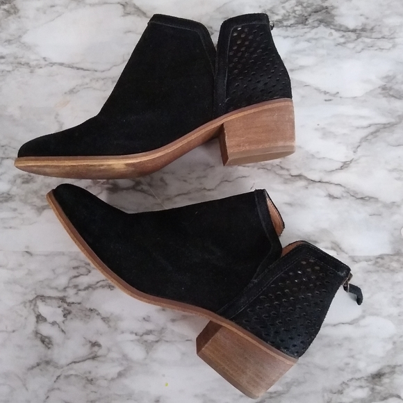 Susina Shoes - Susina Kyle Perforated Suede Ankle Bootie Boots 8